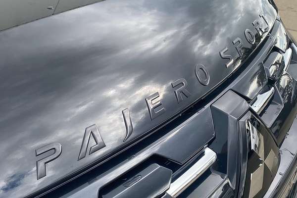 2025 Mitsubishi Pajero Sport GSR QG