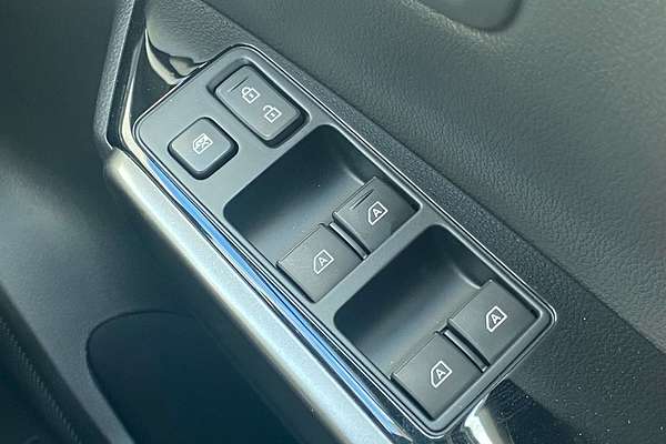 2025 Mitsubishi Pajero Sport GSR QG