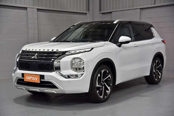 2024 Mitsubishi Outlander Exceed Tourer ZM
