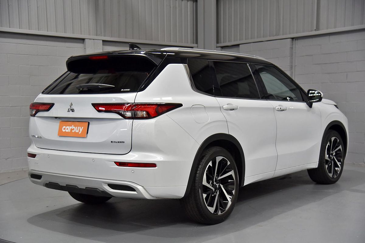 2024 Mitsubishi Outlander Exceed Tourer ZM