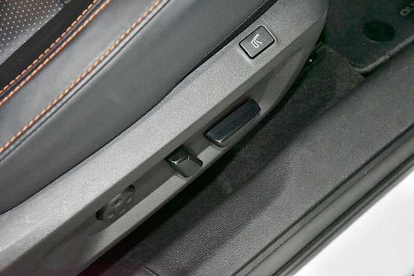 2024 Mitsubishi Outlander Exceed Tourer ZM