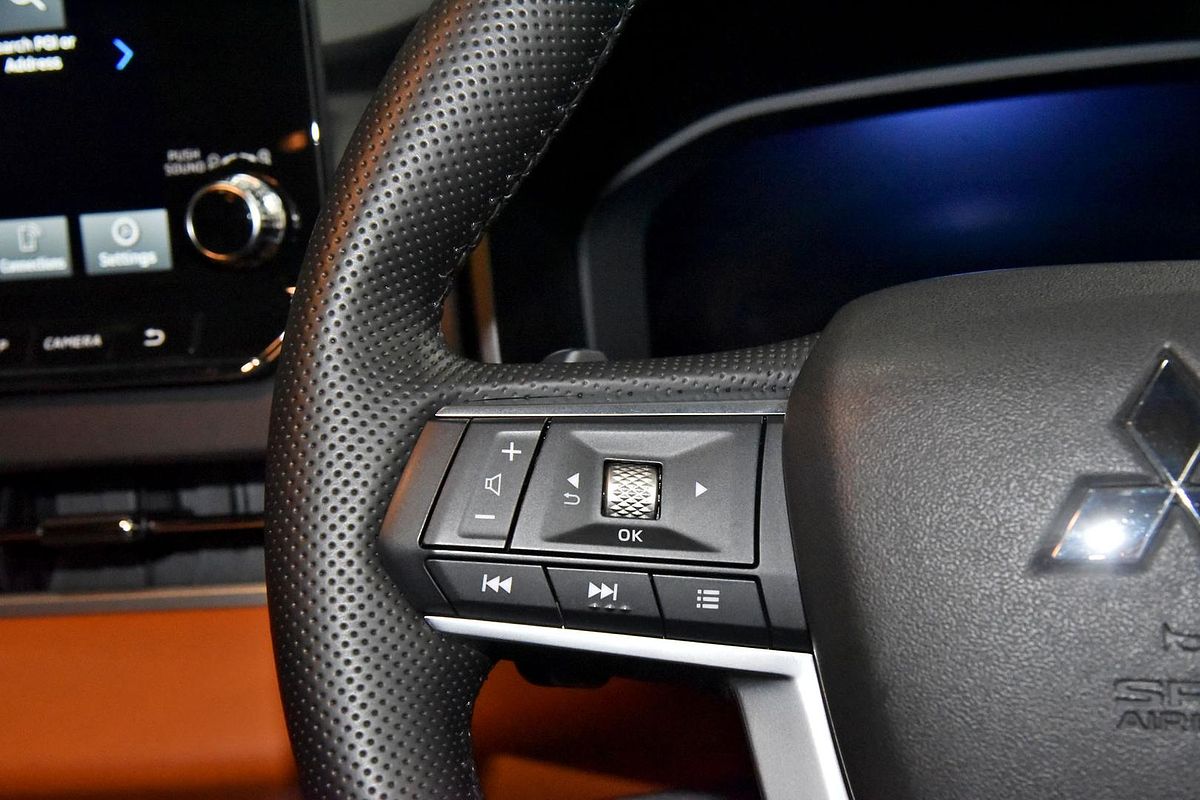 2024 Mitsubishi Outlander Exceed Tourer ZM