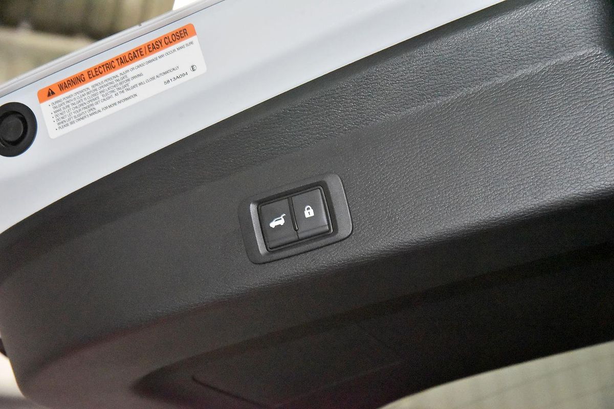 2024 Mitsubishi Outlander Exceed Tourer ZM