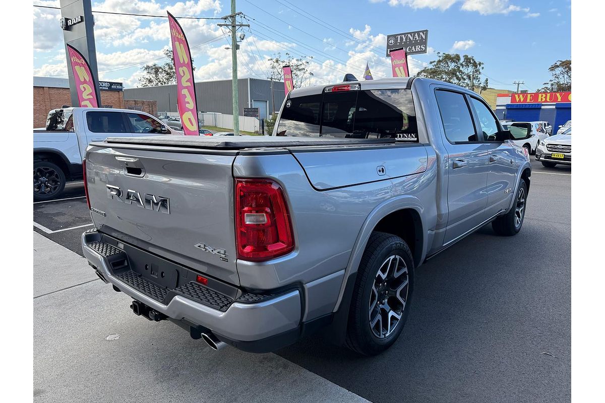 2025 RAM 1500 Laramie Sport Hurricane SO RamBox DT 4X4 SWB