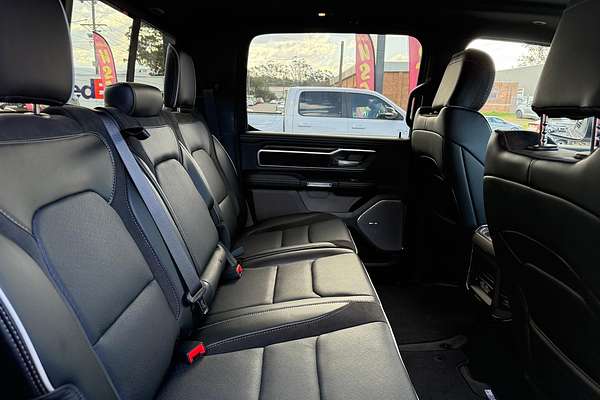 2025 RAM 1500 Laramie Sport Hurricane SO RamBox DT 4X4 SWB