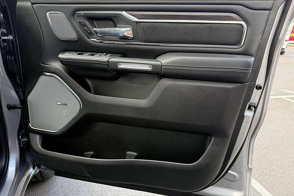 2025 RAM 1500 Laramie Sport Hurricane SO RamBox DT 4X4 SWB