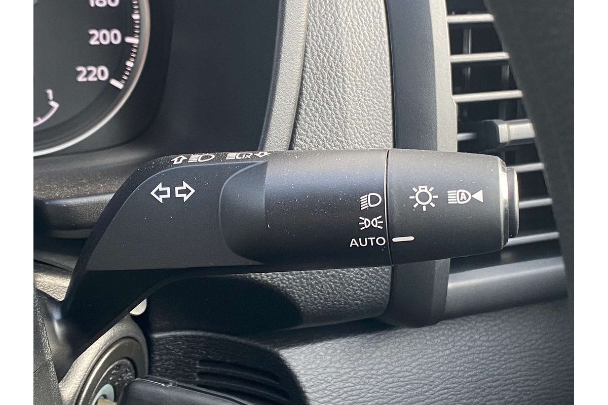 2025 Mitsubishi Triton GLX MV 4X4