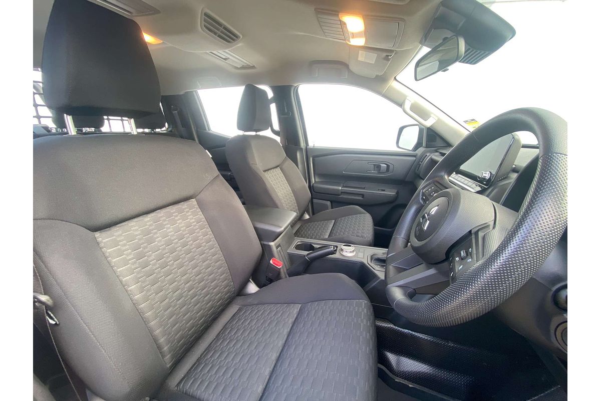 2025 Mitsubishi Triton GLX MV 4X4