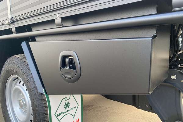2025 Mitsubishi Triton GLX MV 4X4