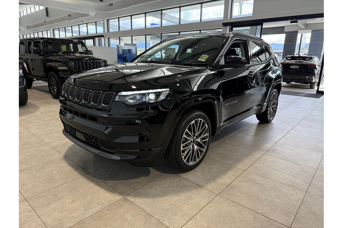 2025 Jeep Compass Summit e-Hybrid MV