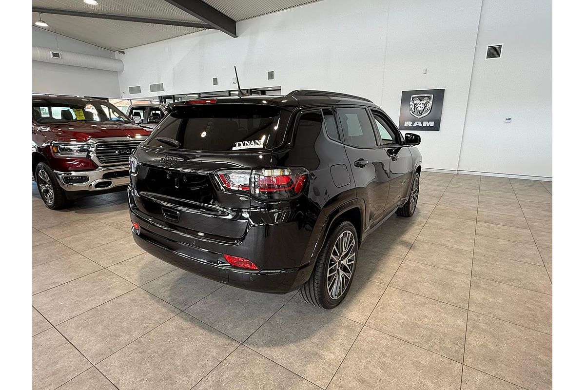 2025 Jeep Compass Summit e-Hybrid MV