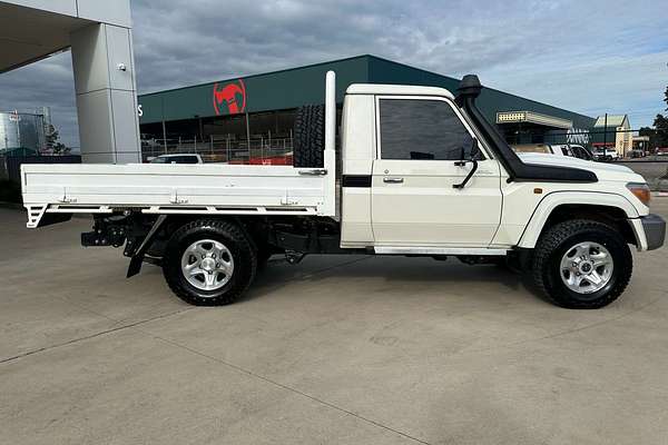 2022 Toyota Landcruiser GXL VDJ79R