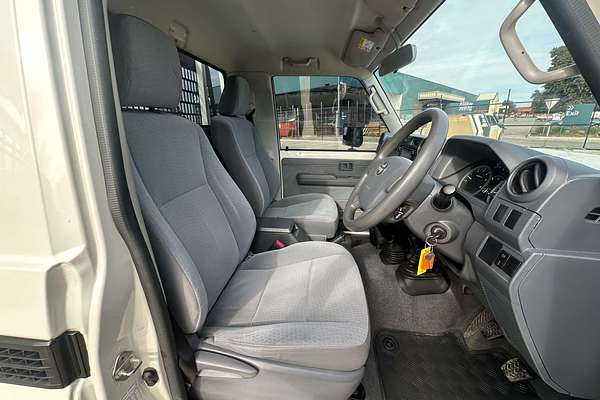 2022 Toyota Landcruiser GXL VDJ79R