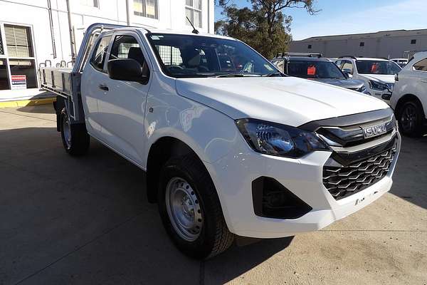 2025 Isuzu D-MAX SX High Ride Rear Wheel Drive