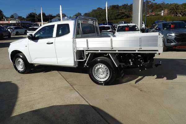 2025 Isuzu D-MAX SX High Ride Rear Wheel Drive