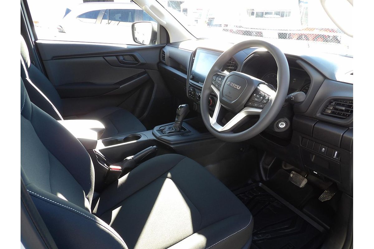 2025 Isuzu D-MAX SX High Ride Rear Wheel Drive
