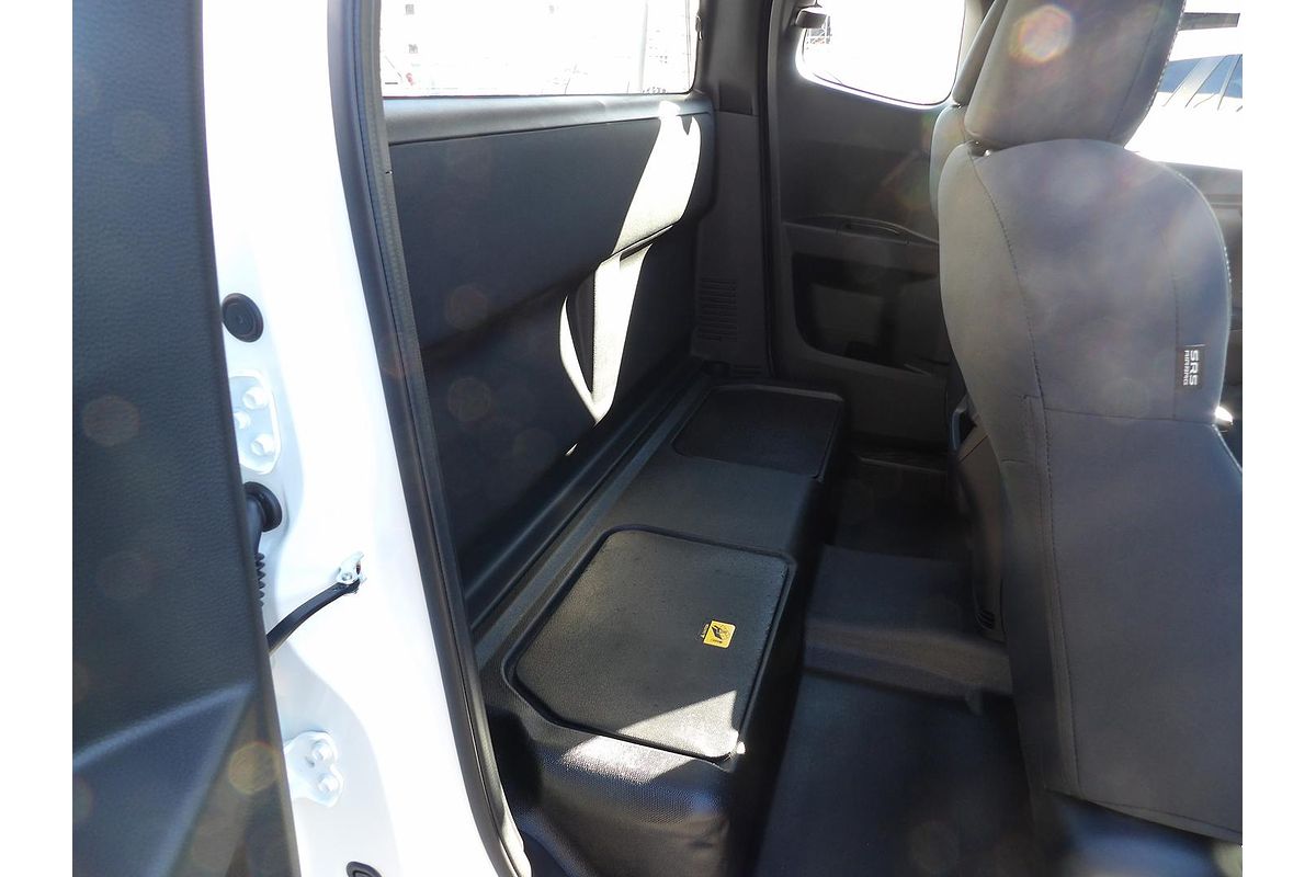 2025 Isuzu D-MAX SX High Ride Rear Wheel Drive