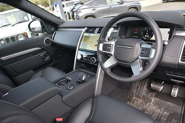2025 Land Rover Discovery D350 Dynamic SE Series 5