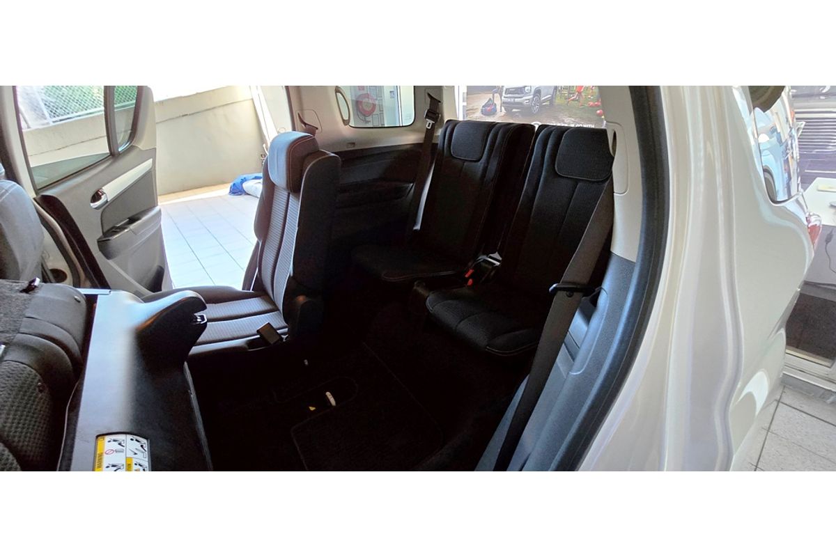 MU-X UC MY17 LS-U (4x4) 3.0L DT4 TURBO CDI 6 SP AUTO SEQUENTIAL 4D WAGON