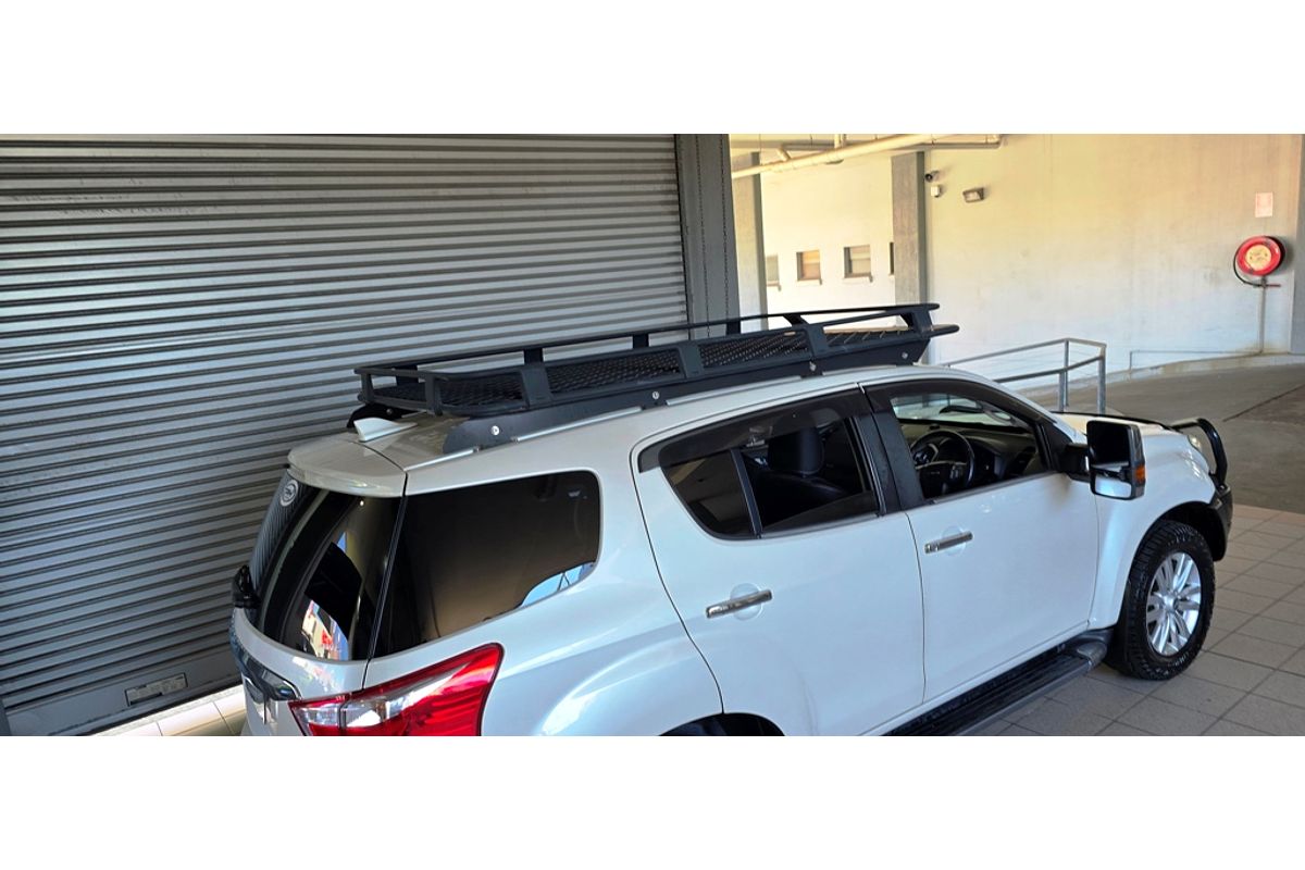 MU-X UC MY17 LS-U (4x4) 3.0L DT4 TURBO CDI 6 SP AUTO SEQUENTIAL 4D WAGON