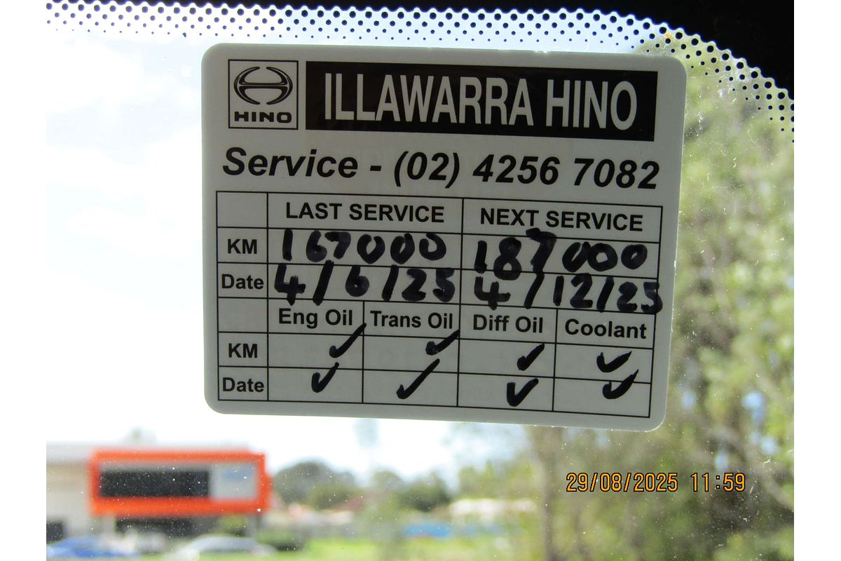 2011 Mitsubishi Fighter FK61FL 6.0 4x2 LWB