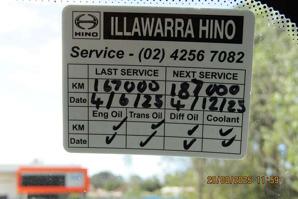2011 Mitsubishi Fighter FK61FL 6.0 4x2 LWB