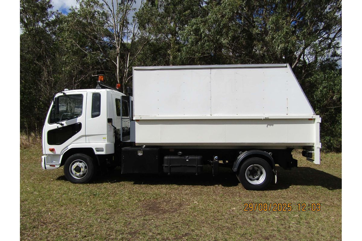 2011 Mitsubishi Fighter FK61FL 6.0 4x2 LWB