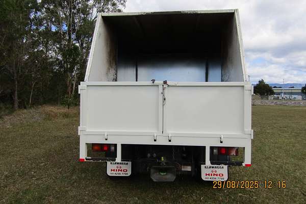 2011 Mitsubishi Fighter FK61FL 6.0 4x2 LWB