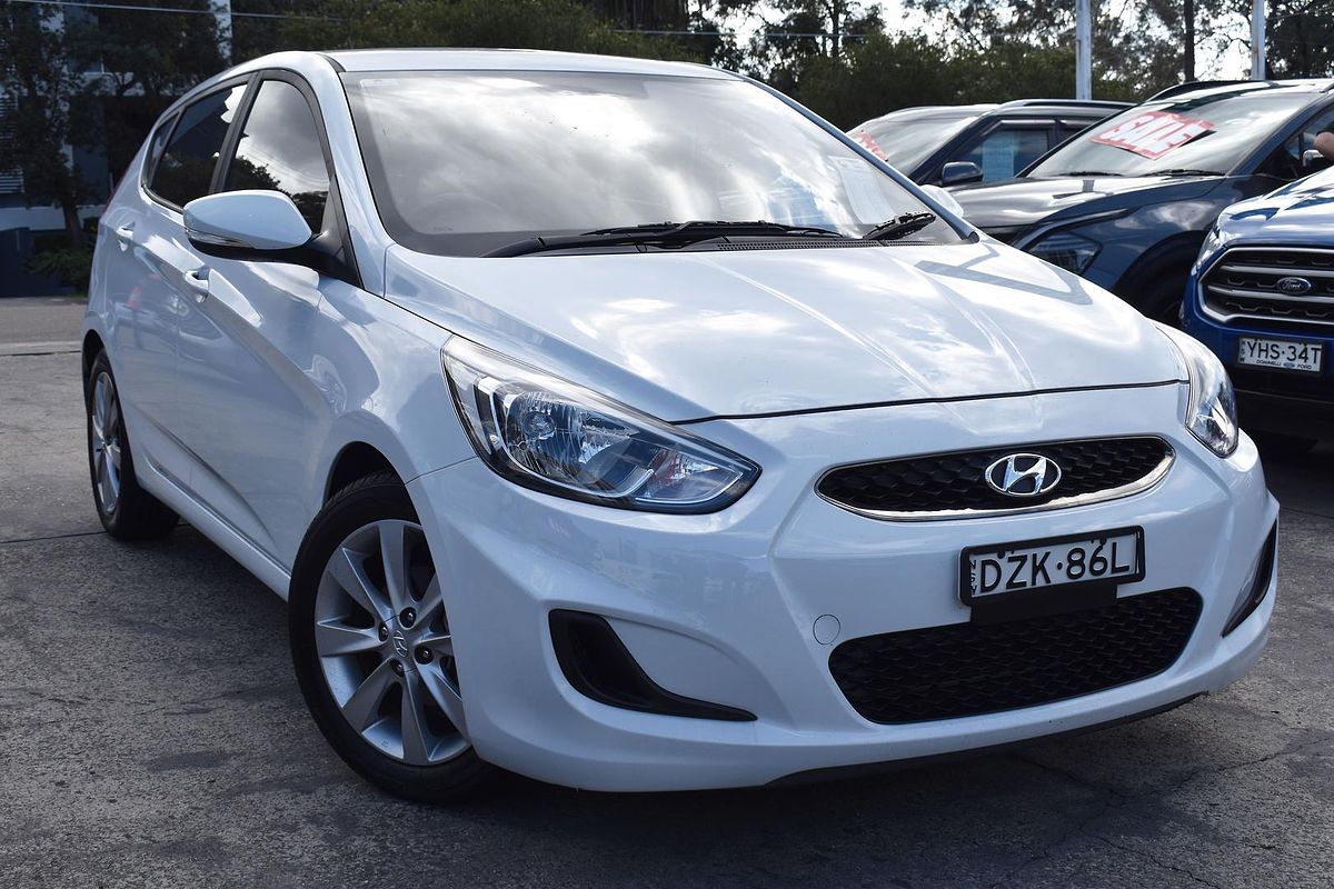 2018 Hyundai Accent Sport RB6