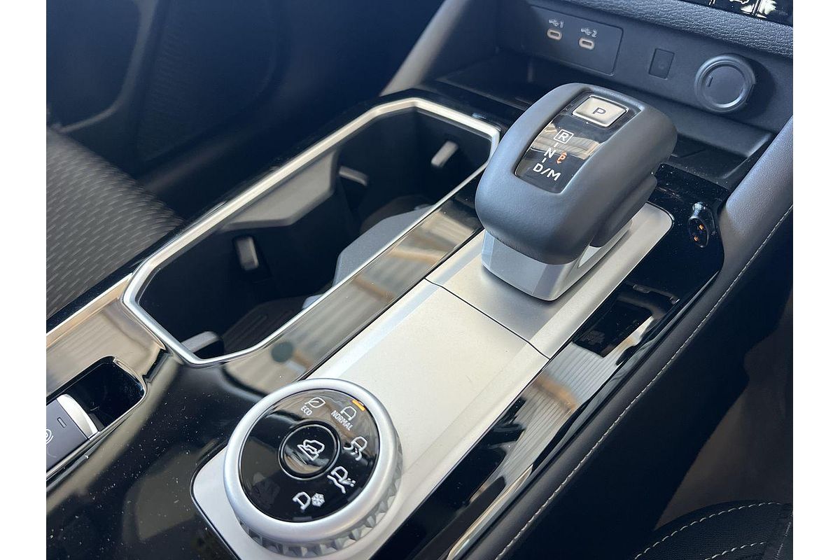 2025 Mitsubishi Outlander LS ZM