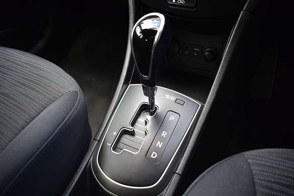 2018 Hyundai Accent Sport RB6