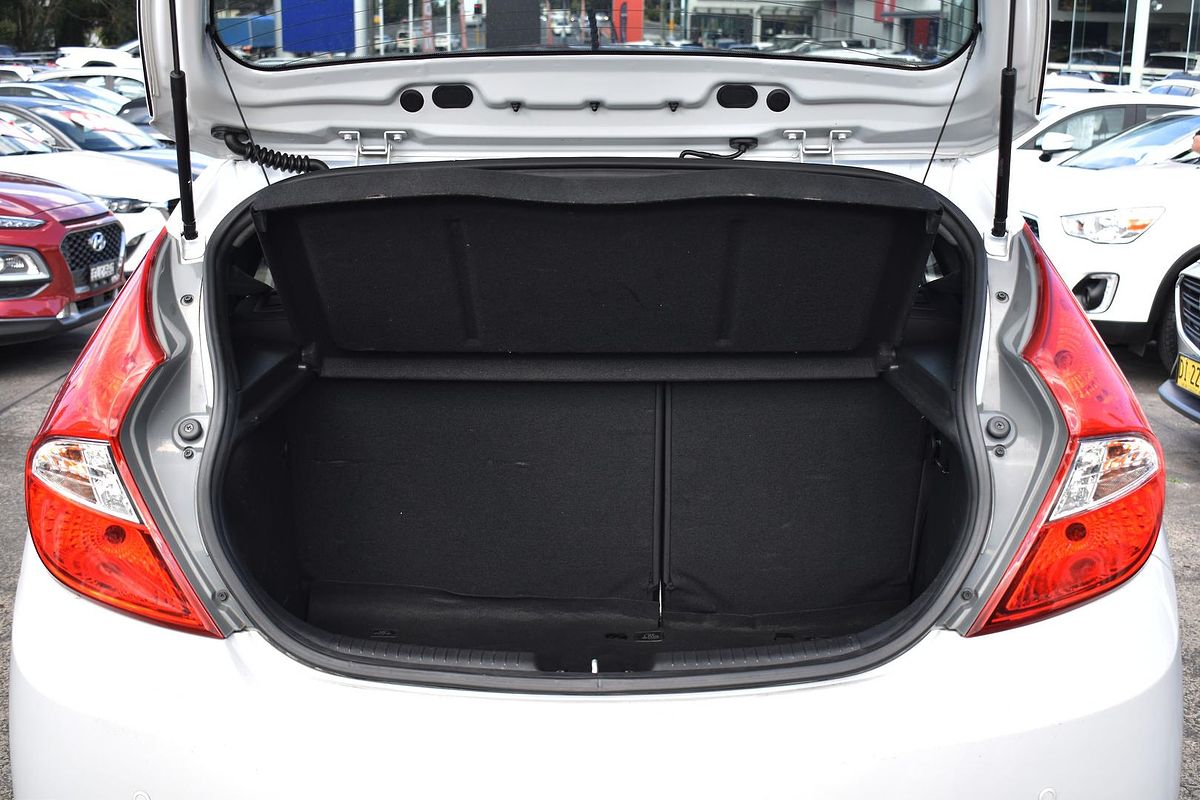 2018 Hyundai Accent Sport RB6