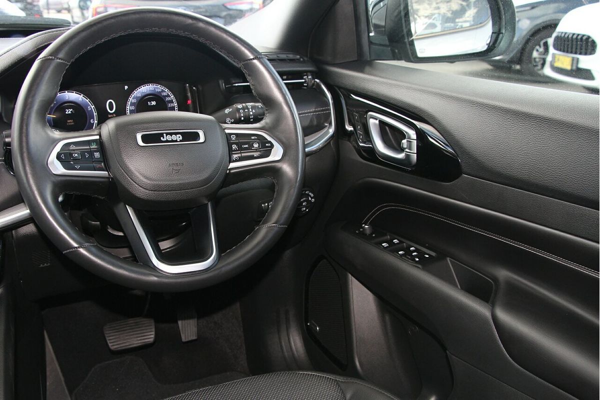 2023 Jeep Compass S-Limited M6