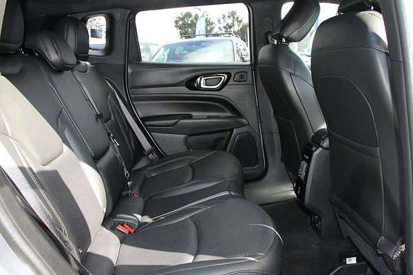 2023 Jeep Compass S-Limited M6