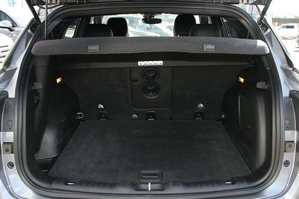 2023 Jeep Compass S-Limited M6