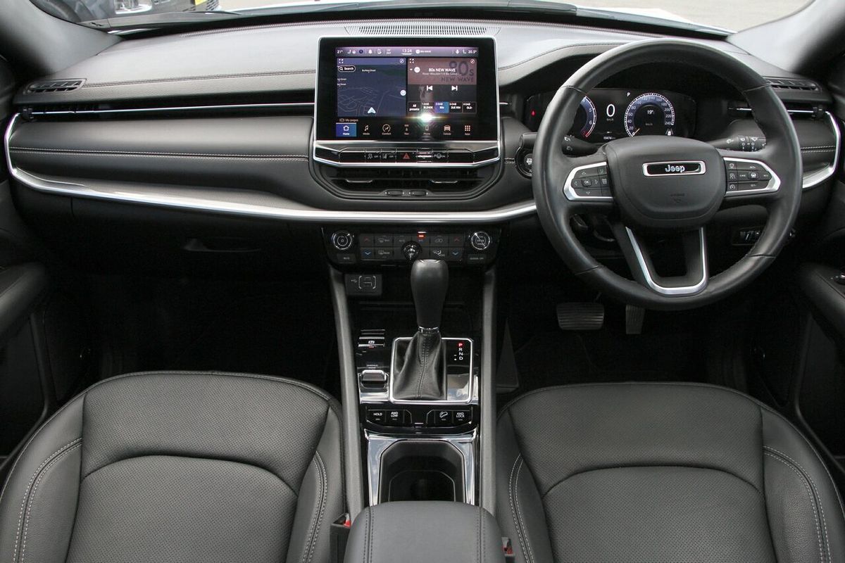 2023 Jeep Compass S-Limited M6