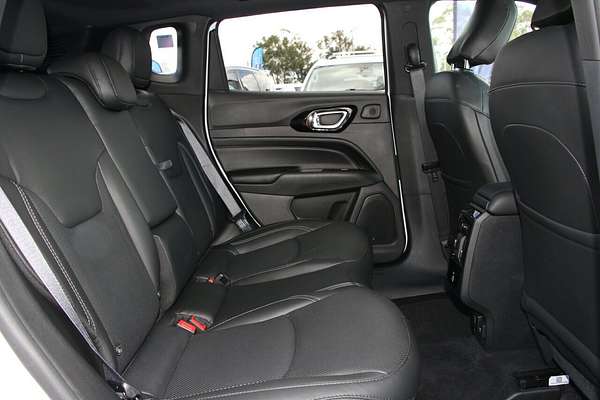 2023 Jeep Compass S-Limited M6
