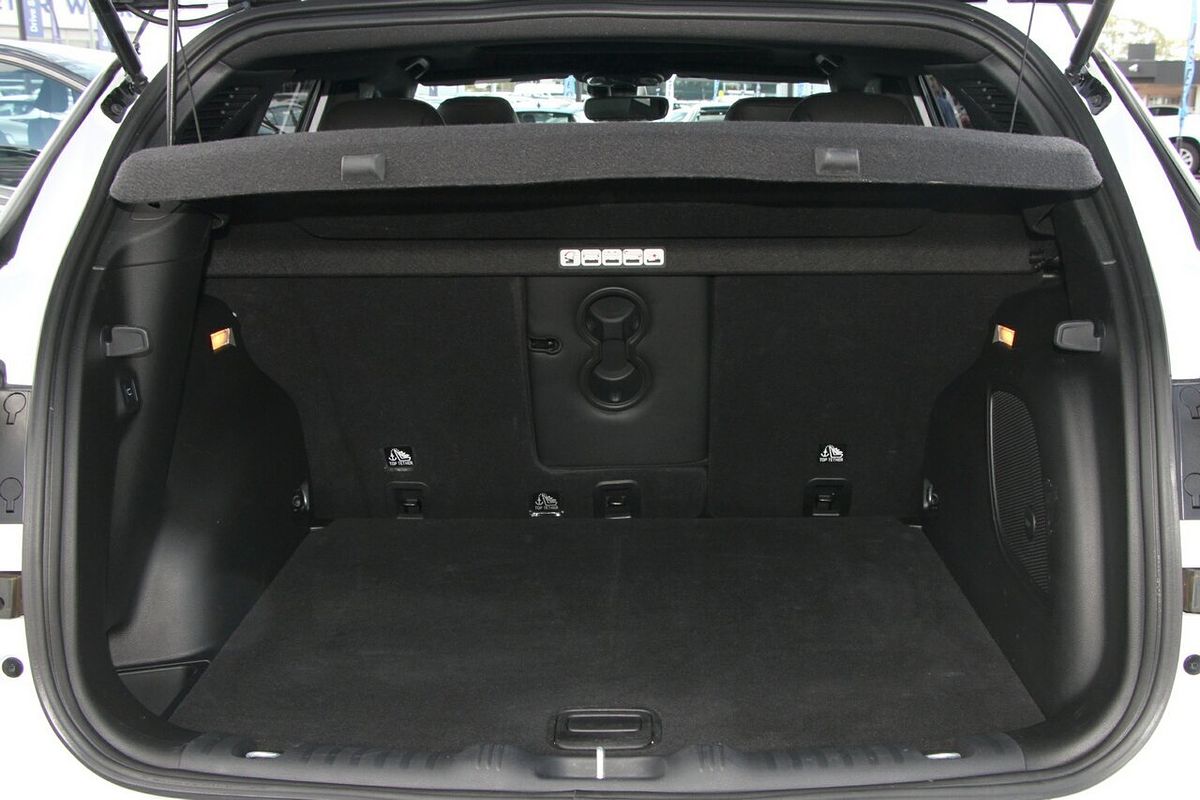 2023 Jeep Compass S-Limited M6