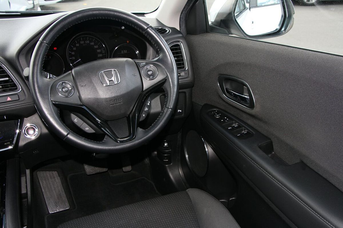 2019 Honda HR-V VTi-S