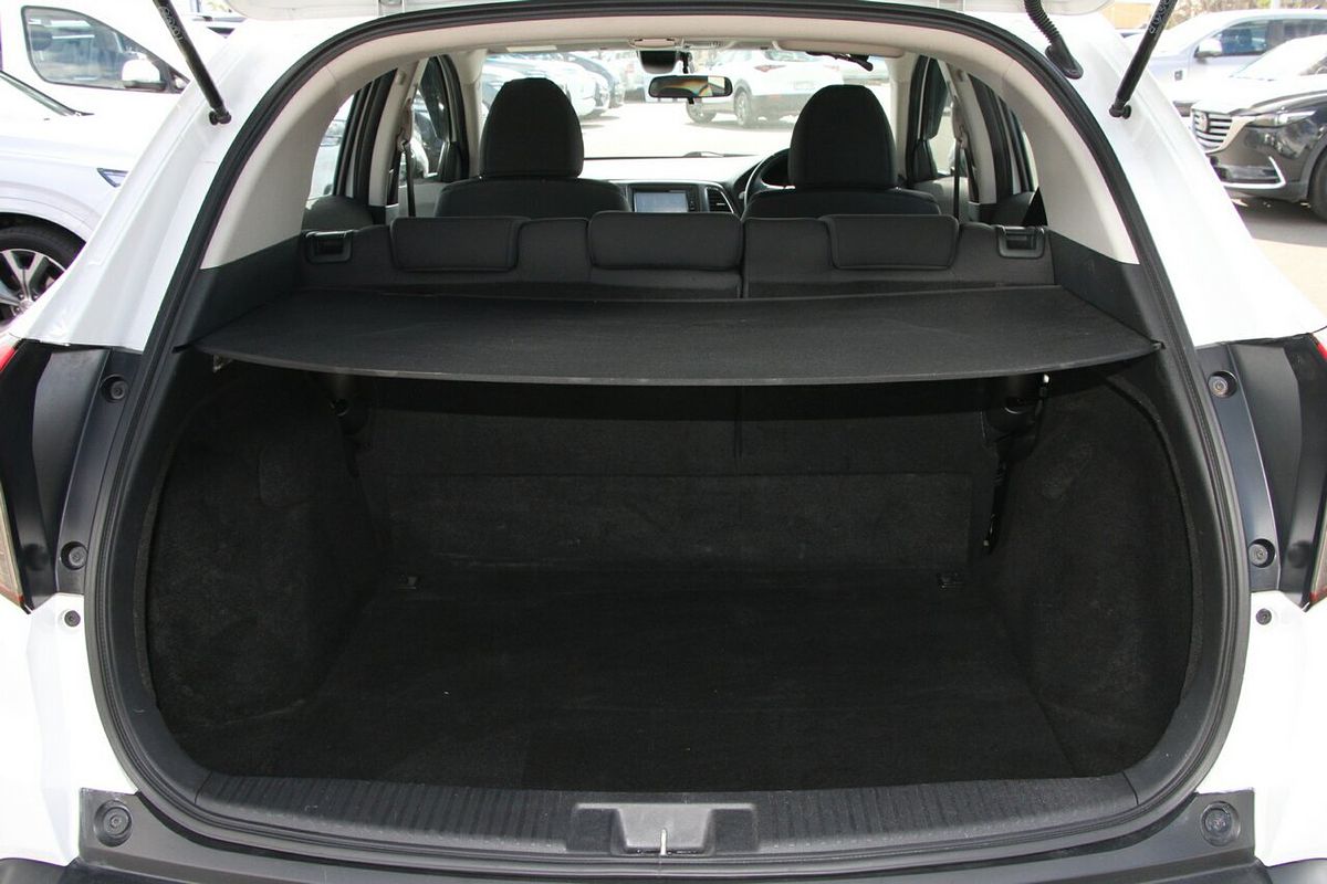2019 Honda HR-V VTi-S