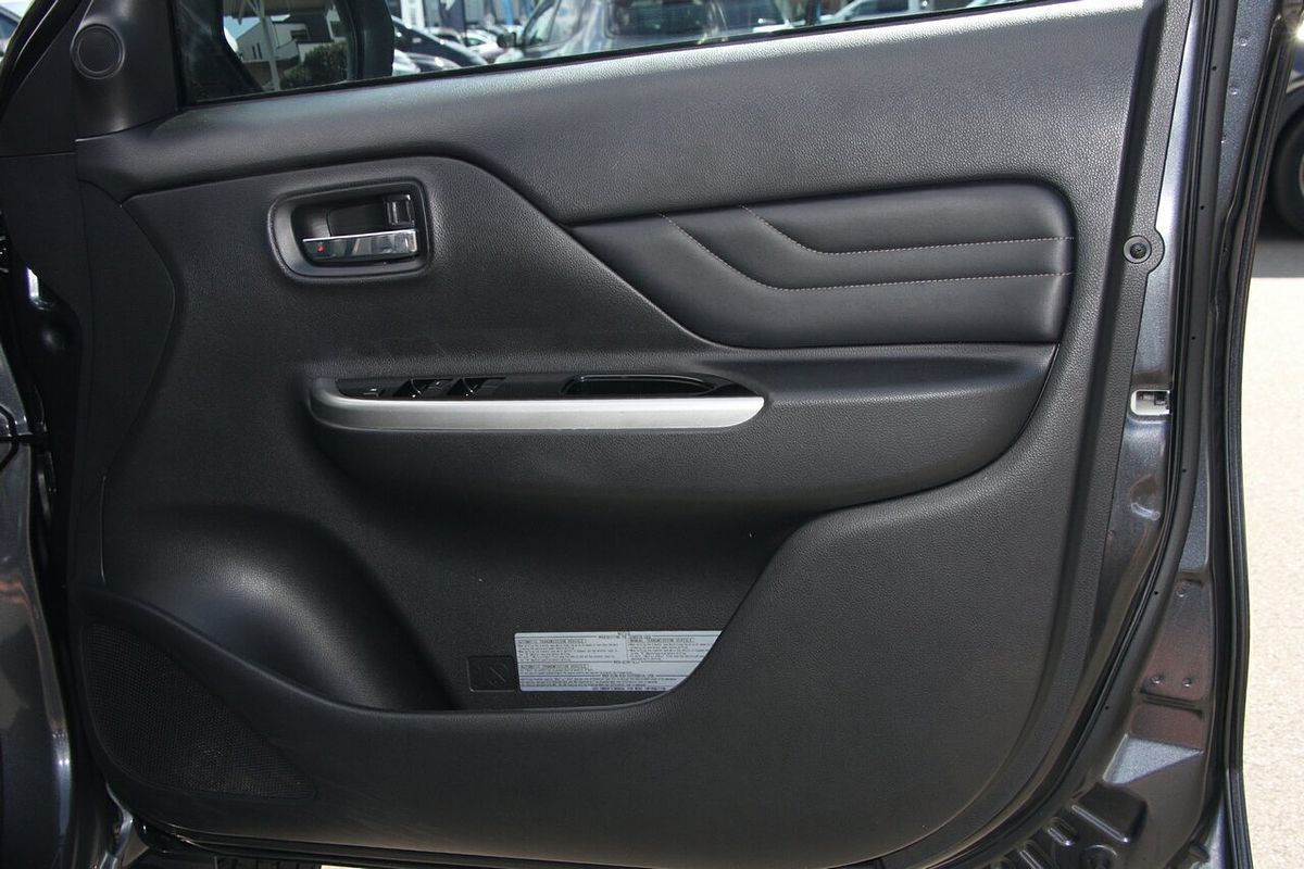 2022 Mitsubishi Triton GSR MR 4X4