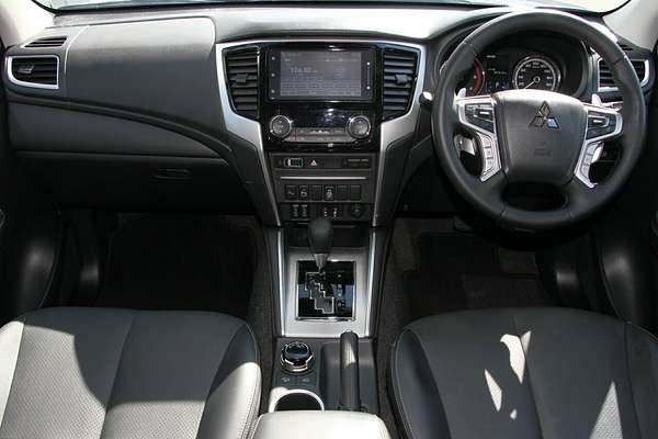 2022 Mitsubishi Triton GSR MR 4X4