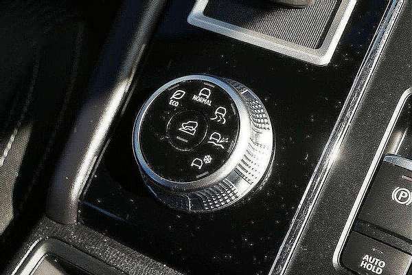 2022 Mitsubishi Outlander ES ZM
