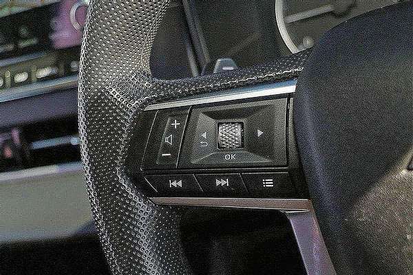 2022 Mitsubishi Outlander ES ZM