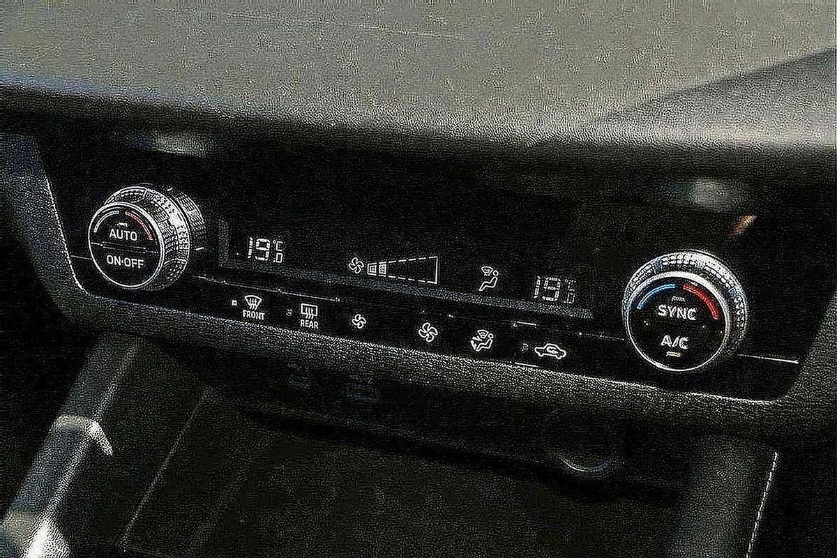 2022 Mitsubishi Outlander ES ZM