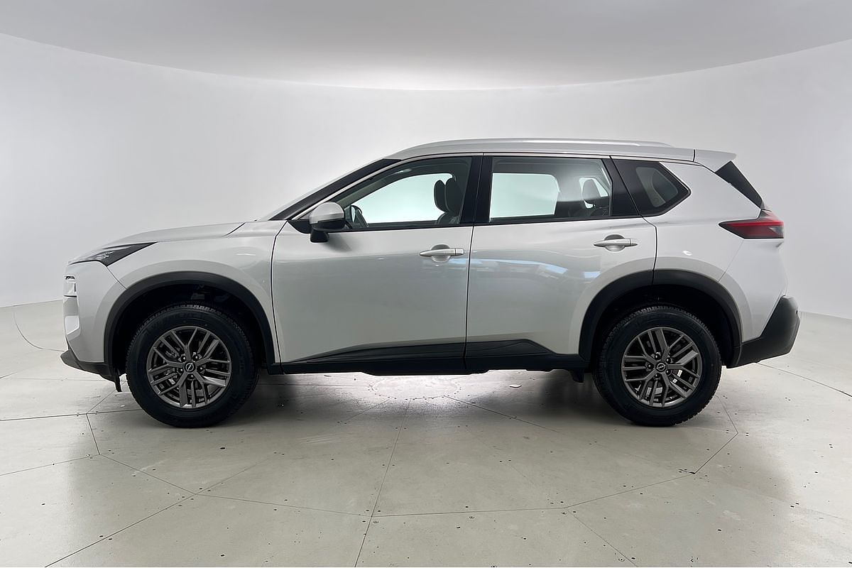 2023 Nissan X-TRAIL ST T33
