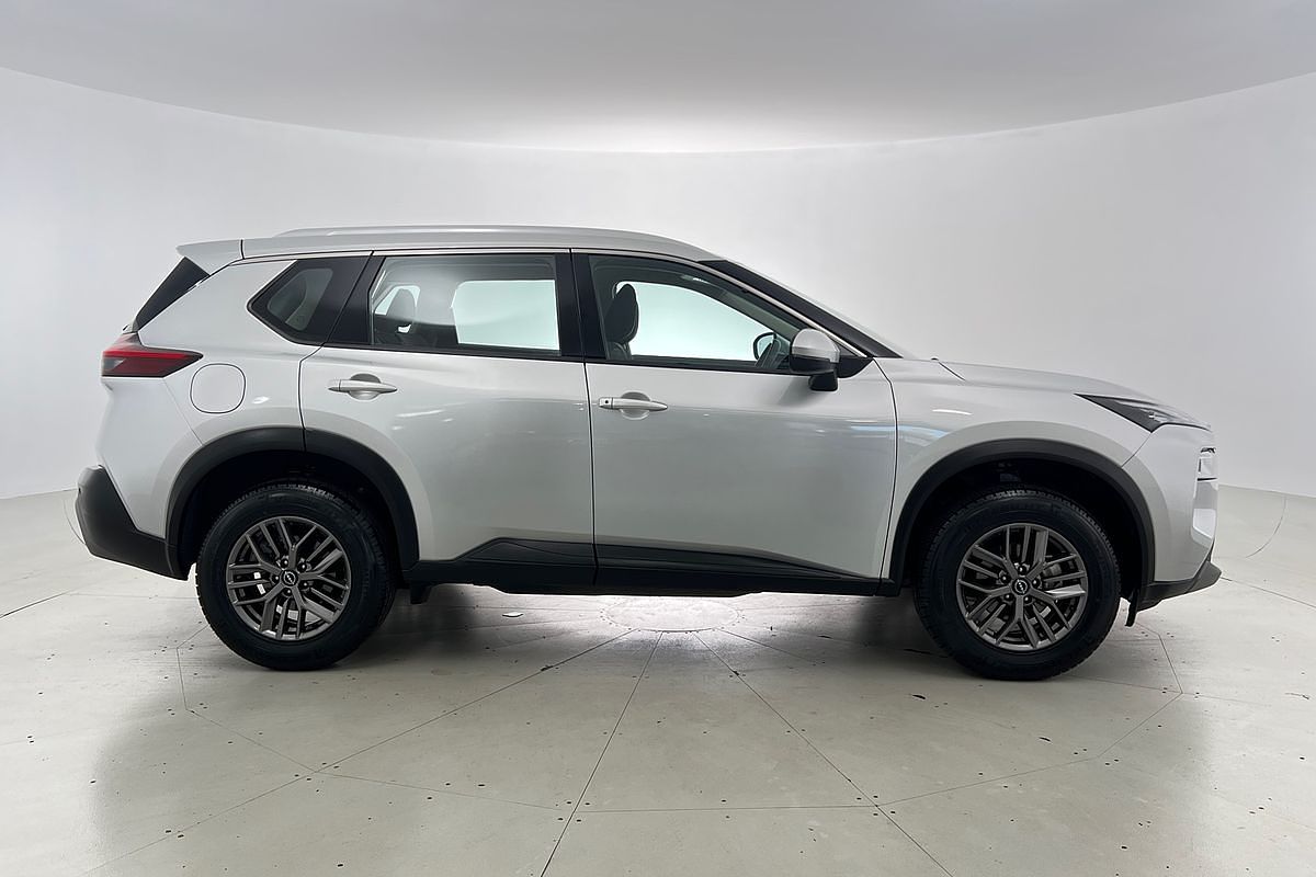 2023 Nissan X-TRAIL ST T33