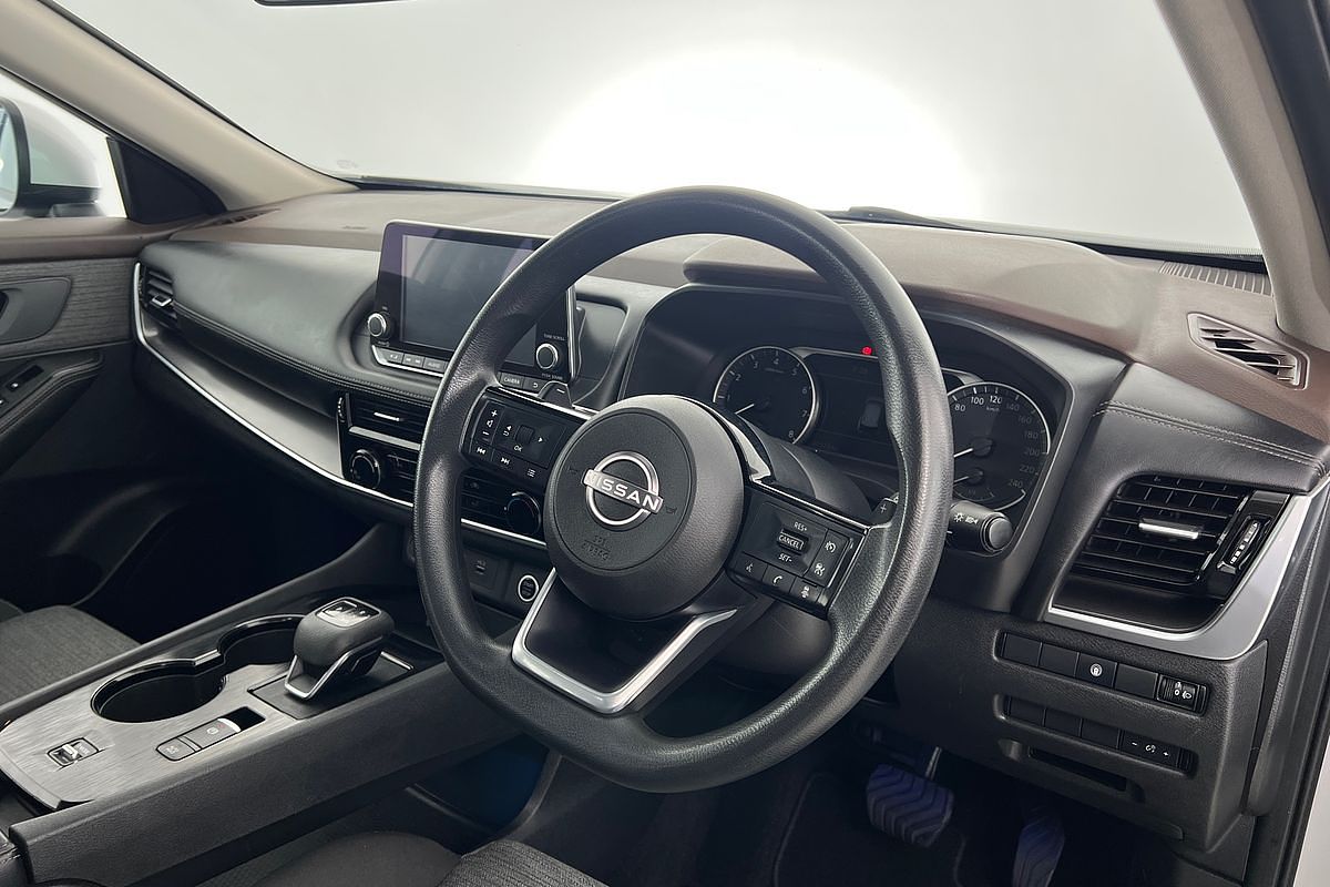 2023 Nissan X-TRAIL ST T33