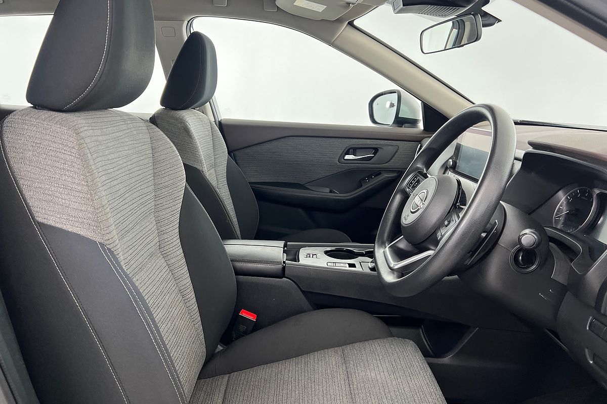 2023 Nissan X-TRAIL ST T33