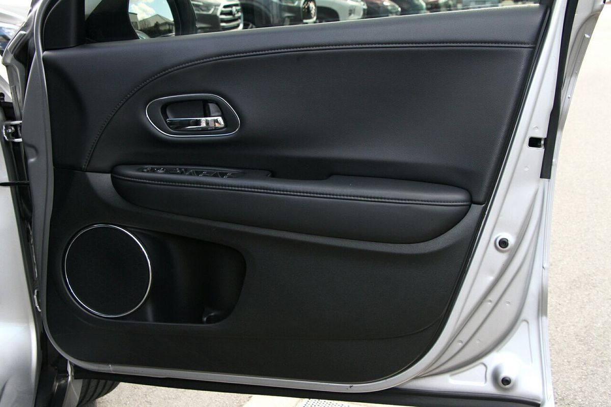 2015 Honda HR-V VTi-L